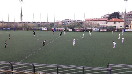 Calcio. Albissola, sono sette vittorie di fila! Lavagnese ko 2-1, i ceramisti restano in vetta alla classifica