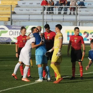 Calcio. Serie D, altro sabato dedicato agli anticipi: ostacolo Borgosesia sulla rimonta della Sanremese, i matuziani al “Comunale” per portarsi a -2 dal Sestri Levante