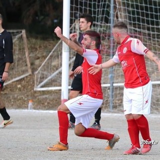 Calcio, Prima Categoria. Una poltrona per tre: che lotta a distanza tra Sanstevese, Dianese &amp; Golfo e Celle Ligure