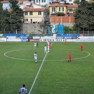 Calcio. Eccellenza, il derby è dell'Imperia: soffre ma vince contro un Taggia in dieci