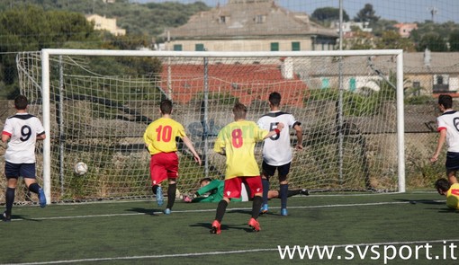 Calcio, Coppa Ostuni: vince l'Albenga! Il colpo di testa di Farinazzo piega il Vado