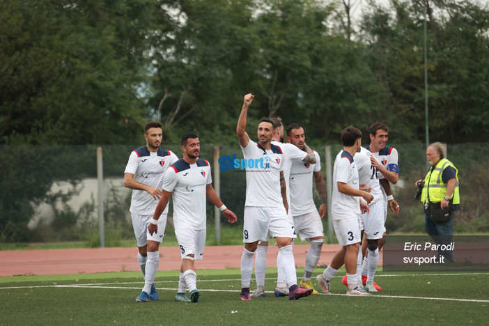 Calcio. Vado, bastano gli errori dell'Imperia: Vita e Alfiero ribaltano i nerazzurri, al &quot;Chittolina&quot; finisce 2-1