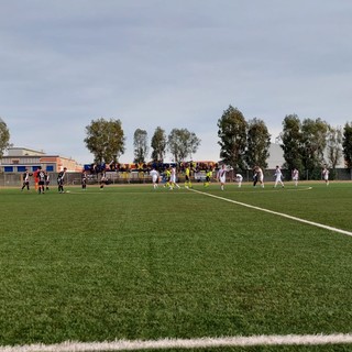 Calcio. Serie D. Tanti lampi e poco più, Vado - Albenga finisce 1-1