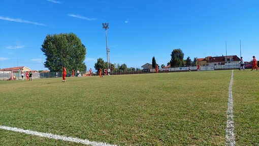 Calcio. Eccellenza. Reti bianche all'Ellena, partono con un pareggio S.F. Loano e Rivasamba