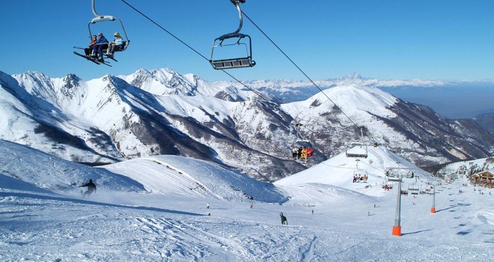 Sport Invernali: le piste del cuneesse sono pronte ad ospitare gli appassionati provenienti da tutta la Liguria