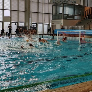 Pallanuoto, la R.N. Savona passa con l'Academy Olympic Roma: Rizzo trascina i biancorossi che vincono 15-9