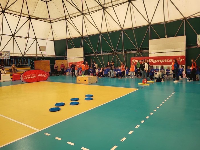 Special Olympics: un &quot;flash mob&quot; dei giovani studenti vadesi per abbattere le barriere e promuovere l'integrazione