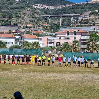 Calcio. Il ritorno del Pietra in Eccellenza è amaro, il Taggia la vince al novantesimo