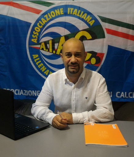 Calcio: Vincenzo Stragapede tra i sei delegati dell'associazione regionale allenatori con il neo presidente Bolognini