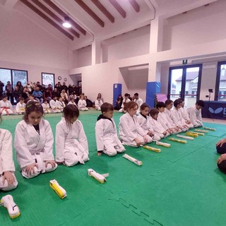 Esami di Aikido a Garlenda: 26 bambini della Polisportiva del Finale hanno raggiunto l’obiettivo e riceveranno il diploma Aikikai d’Italia