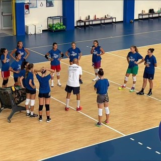 Albenga Volley. Allenamenti iniziati, rotta verso la B2 tracciata per coach Barigione