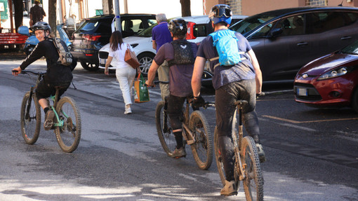 Bikers e territorio, il pendolo tra economia e tutela: posizioni e visioni chiamate a equilibrarsi per coesistere