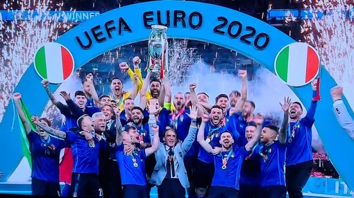 L'ITALIA E' CAMPIONE D'EUROPA: battuta l'Inghilterra ai rigori a Wembley, la festa esplode anche nella nostra provincia (Foto e Video)