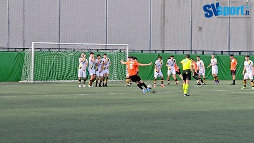 Calcio, Vadino. Il gol di Massa non porta punti, ma l'esecuzione è da rivedere (VIDEO)