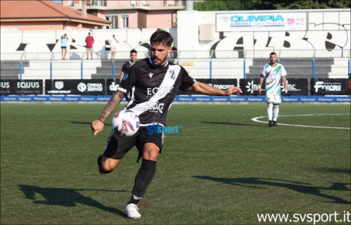 Calciomercato. Firma e subito in campo, esordio nell'Albenga per il centrocampista Davide Paglia