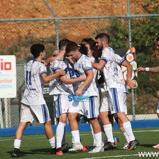 Calcio. Il Ceriale recupera il Camporosso e si prepara allo scontro playoff con il Legino, decidono il gol di Giguet e la doppietta di Burdisso