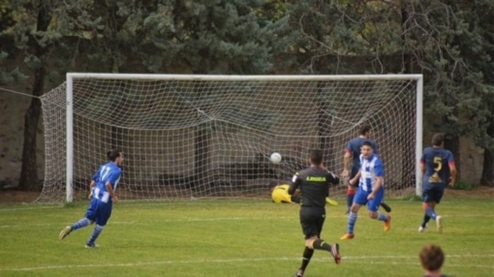 Calcio, Seconda Categoria. Incroci d'alta quota in entrambi i gironi