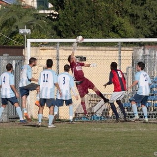 Calciomercato:  il portiere Emanuele Vallarino va allo Sciarborasca