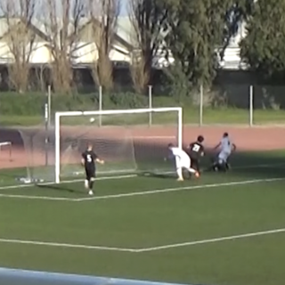 Calcio, Serie D. Vado tennistico con il Casale. Ecco tutte e sei le marcature rossoblu (VIDEO)