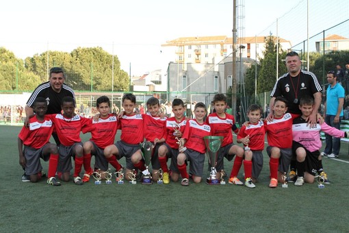 Calcio giovanile: L'Olmo S.C. Juventus batte il Ceriale e vince il Trofeo &quot;Scaletti&quot;