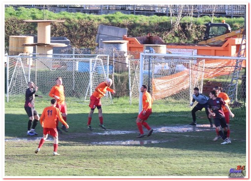 Calcio. Il Mallare batte l'Oneglia con Reale e Pistone, Lupi in corsa per la salvezza (Fotogallery)