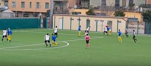 Calcio. Una grande Albenga espugna Rapallo con la doppietta di Calcagno e il gol di Arrigo. La sintesi di Marino Nassano (VIDEO)