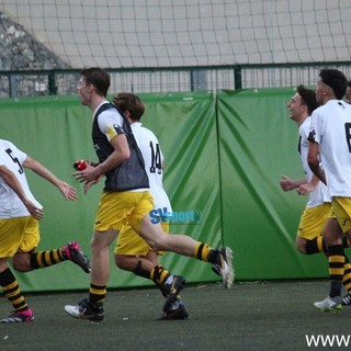 Calcio, Coppa Liguria. La doppietta di Possemato qualifica la Baia. Uno a uno (con ritardo) tra Vadese e Millesimo