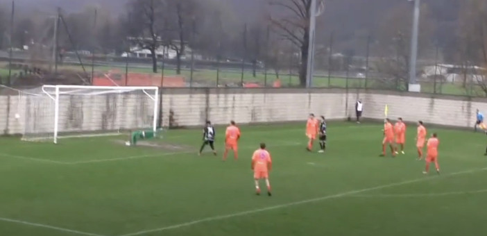 Calcio, Albenga. L'opportunismo di Diagne e la pennellata di La Vecchia, i gol ingauni in casa del Pont Donnaz (VIDEO)