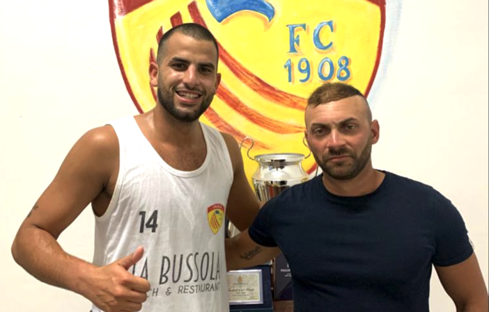 Calciomercato. Ecco il centravanti del Finale, anunciato il venezuelano Luis Simigliani