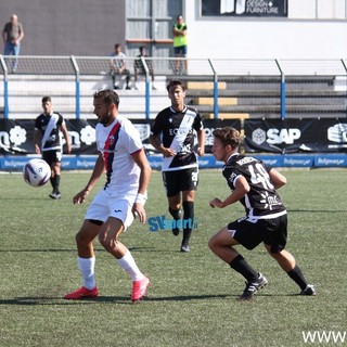 Calcio, Serie D. L'Albenga al Riva per fermare un'altra big come il Derthona, il Vado cerca altri tre punti al Chittolina