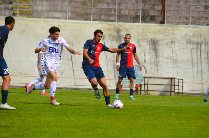 Calcio, Serie D. Vado, è ora del segnale di forza, Albenga ospite del Chisola