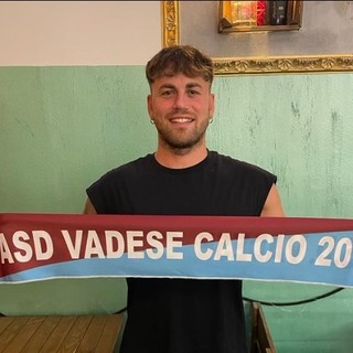 Calciomercato, Vadese. Ancora un colpo, Claudio Esposito è azzurrogranata