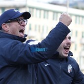 Calcio, Savona. Cola esalta i biancoblu dopo il 3-0 all'Olimpic: &quot;Prestazione incredibile. Emozionante vedere in campo Apicella&quot; (VIDEO)