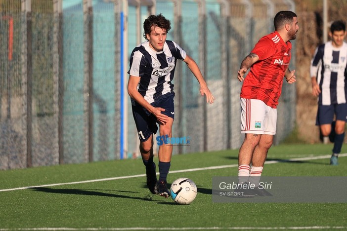 Calcio. Prima Categoria B. Buttu segna, Bova conserva: il Città di Savona batte l'Olimpic ed è solo in vetta