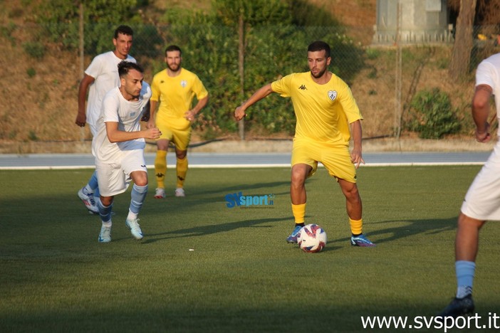 Calcio. Valmati e Sarpero a caccia delle giuste alchimie, Celle Varazze - Albissole termina 1-1