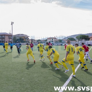 Calcio, Promozione: il campionato cerca il primo punto di svolta. Cairese e Pietra Ligure si giocano un pezzo di primato