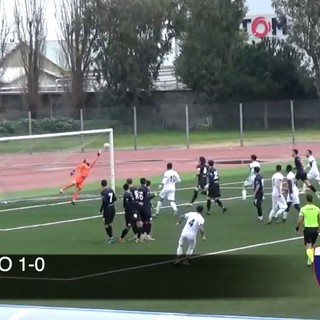 Calcio, Vado. L'arcobaleno di D'Iglio regala i tre punti ai rososblu, rivediamo la punizione contro lo Stresa (VIDEO)