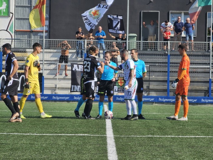 Calcio, Serie D. Classe operaia al potere, l'Albenga conquista la prima vittoria in campionato superando il quotato RG Ticino