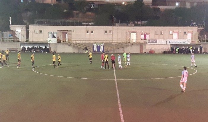 Calcio. Prima Categoria B: solo una savonese in campo negli anticipi, la Spotornese riceve al &quot;Ruffinengo&quot; la visita del Masone