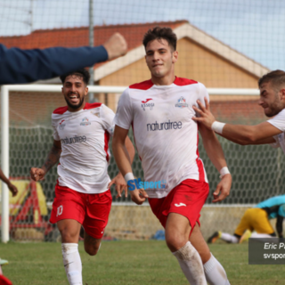 Calcio. La San Francesco soffre un tempo, ma il 3-1 sul Q&amp;V riporta i rossoblu a +6 sul secondo posto