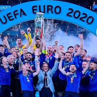 L'ITALIA E' CAMPIONE D'EUROPA: battuta l'Inghilterra ai rigori a Wembley, la festa esplode anche nella nostra provincia (Foto e Video)