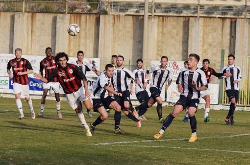 Calcio, Serie D. Il Savona vuole riprendere a correre, al Bacigalupo arriva il Ghivizzano