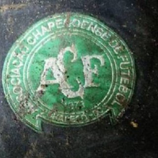 Il fraterno abbraccio della Cantera agli angeli della Chapecoense