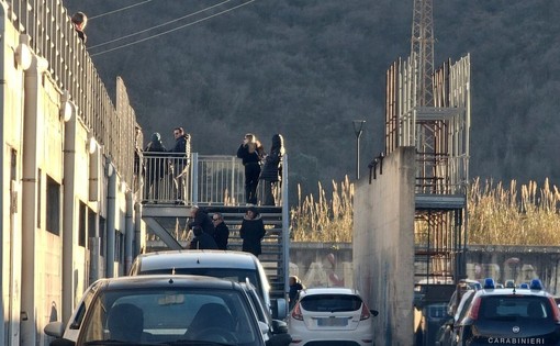 Calcio, Albenga. Contestazione aperta all'Annibale Riva, attimi di tensione al termine della sfida contro il Vado