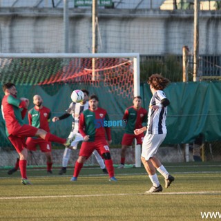 Calcio, Prima Categoria B. Il Savona punta a mantenere il primato con la Spotornese, lo Speranza sfida il Masone