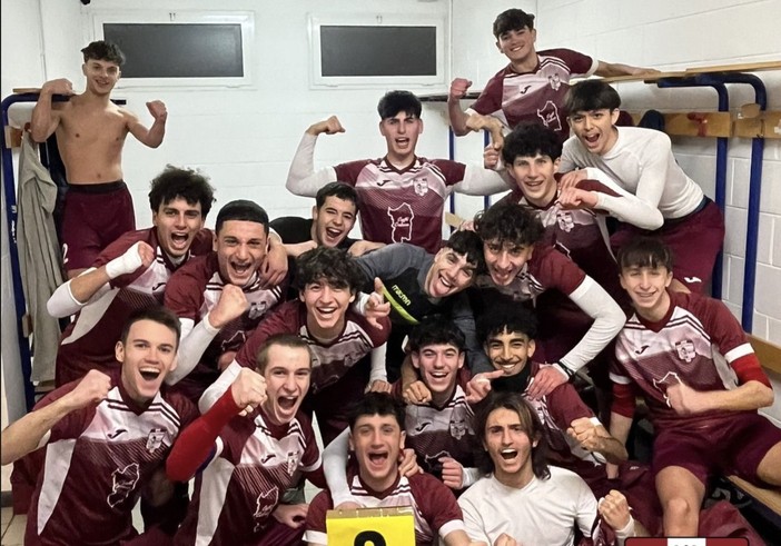 Calcio, Juniores. Il Pontelungo rafforza il terzo posto superando in trasferta la Golfodianese