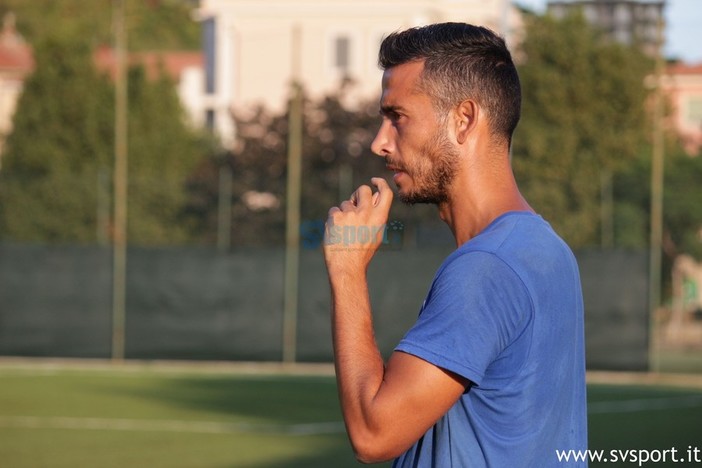 Calcio, Genoa. Vincenzo Sgambato promosso in Primavera, sarà il vice di Alessandro Agostini