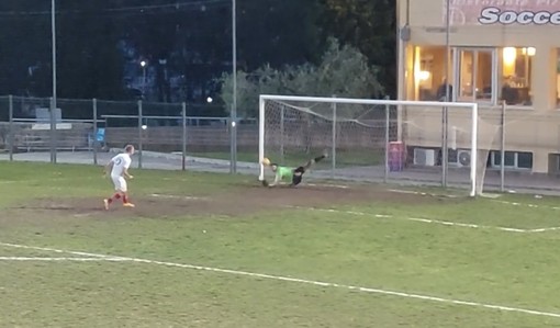 Calcio, San Francesco Loano campione regionale. L'eurogol di Totaro, i rigori e la festa (VIDEO)