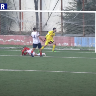 Calcio, Promozione. Brovida - Brignone, tre punti sotto l'albero a Camporosso per la Carcarese (LA SINTESI)