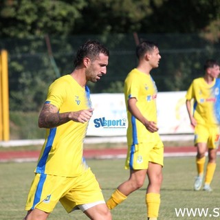 Calcio, Eccellenza. Si chiude un'estate rovente, alle 15:00 via al campionato!